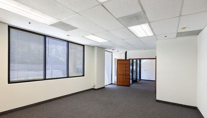 Warehouse Space for Rent at 9540 Waples St San Diego, CA 92121 - #9