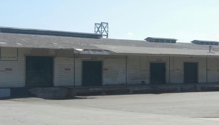 Warehouse Space for Rent at 836-840 N Soldano Ave Azusa, CA 91702 - #1