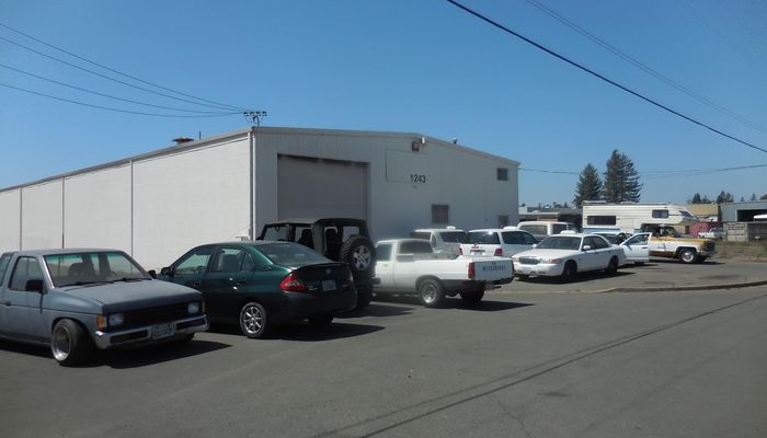 Warehouse Space for Rent at 1243 Lotus Ct Santa Rosa, CA 95404 - #4