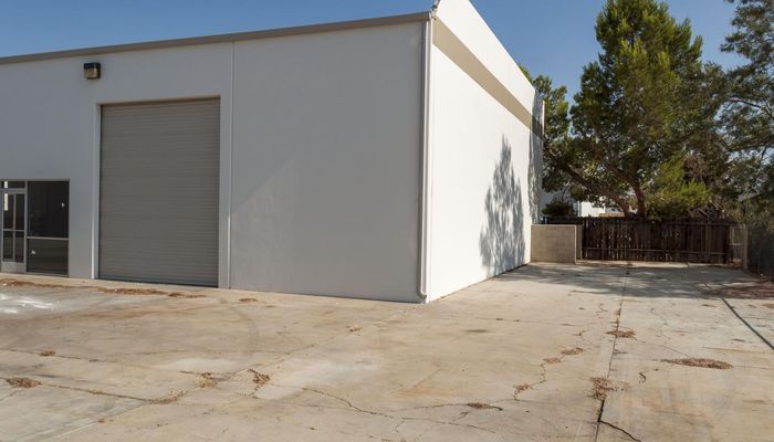 Warehouse Space for Rent at 13470 Manhasset Rd Apple Valley, CA 92308 - #3