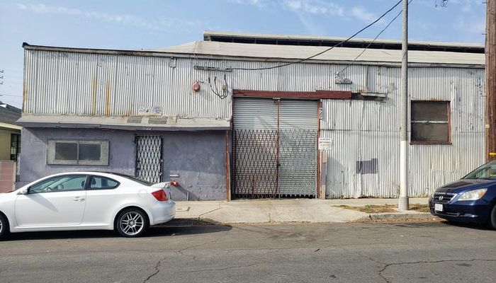 Warehouse Space for Rent at 903 Flint Ave Wilmington, CA 90744 - #14