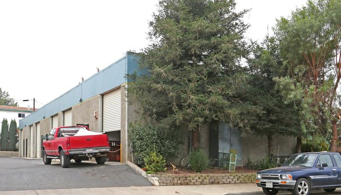 Warehouse Space for Rent at 2202-2212 N Pleasant Ave Fresno, CA 93705 - #1