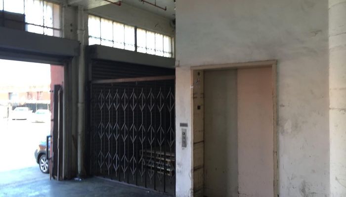 Warehouse Space for Rent at 1922-1926 E 7th Pl Los Angeles, CA 90021 - #18