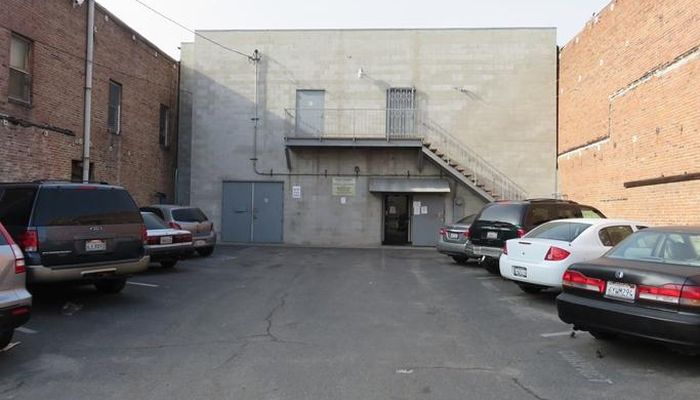 Warehouse Space for Rent at 758 S San Pedro St Los Angeles, CA 90014 - #8