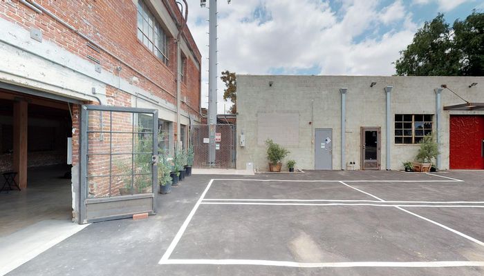 Warehouse Space for Rent at 1914 Raymond Ave Los Angeles, CA 90007 - #50