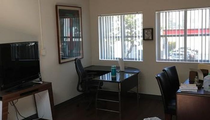 Office Space for Rent at 373 S Doheny Dr Beverly Hills, CA 90211 - #2