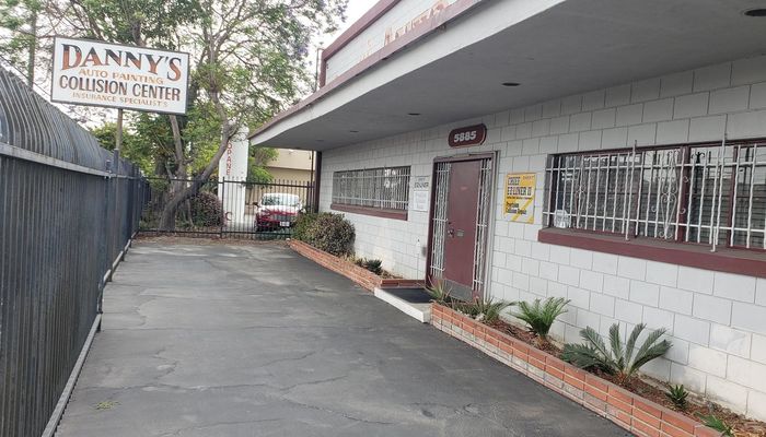 Warehouse Space for Rent at 5885 N Paramount Blvd Long Beach, CA 90805 - #3