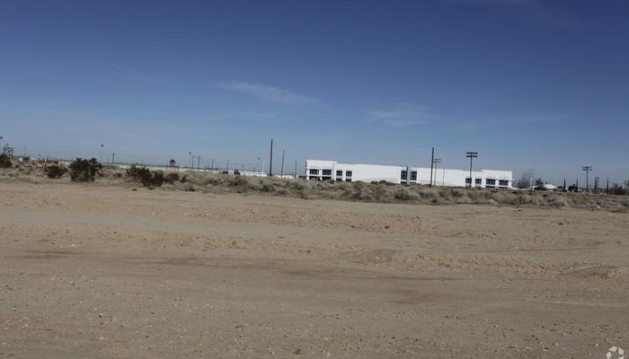 Warehouse Space for Rent at 17182 Nevada Ave Victorville, CA 92394 - #12