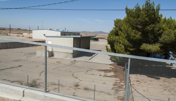 Warehouse Space for Rent at 3880 Lenwood Rd Barstow, CA 92311 - #4