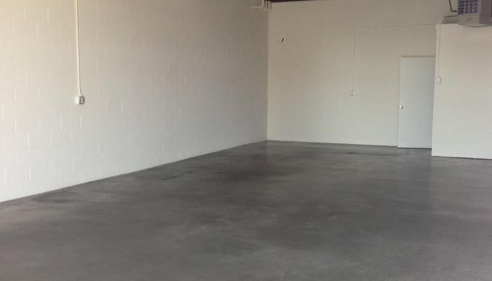 Warehouse Space for Rent at 18701-18717 Parthenia St Northridge, CA 91324 - #4