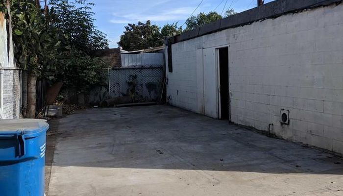 Warehouse Space for Rent at 5726 Holmes Ave Los Angeles, CA 90058 - #2