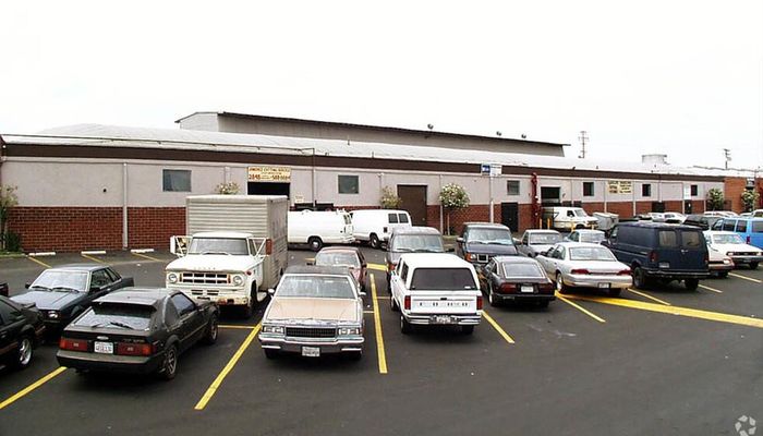 Warehouse Space for Rent at 2800-2932 E 54th St Vernon, CA 90058 - #7