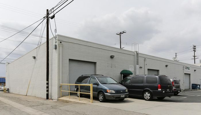 Warehouse Space for Rent at 5934-5940 Kester Ave Van Nuys, CA 91411 - #2