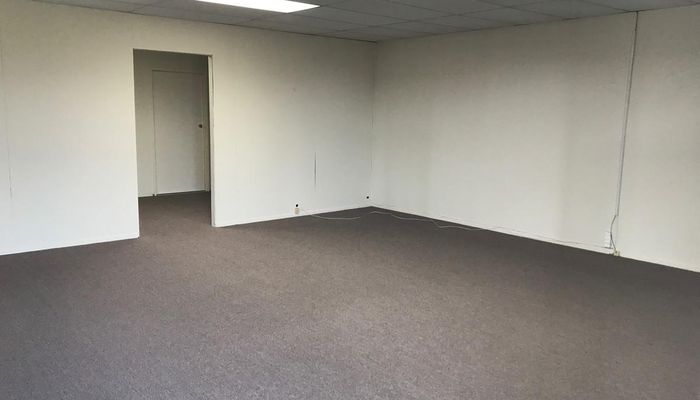 Warehouse Space for Rent at 575 Dawson Dr Camarillo, CA 93012 - #5