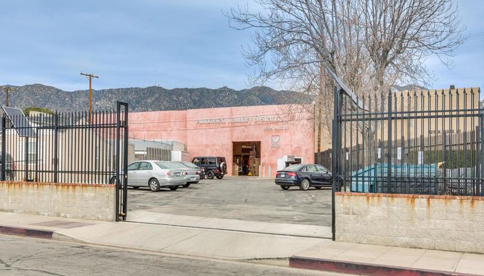 Warehouse Space for Rent at 435-437 N Varney St Burbank, CA 91502 - #13