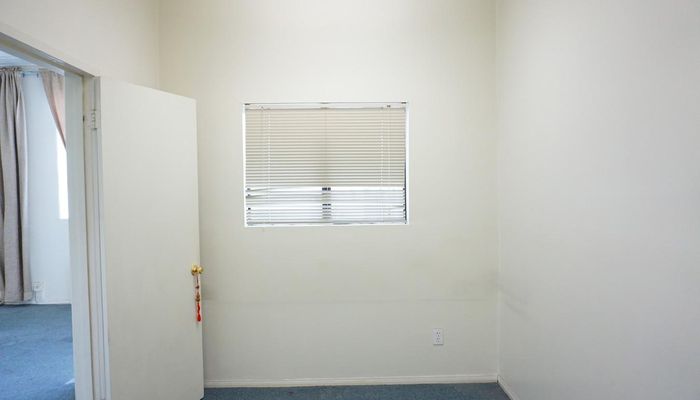 Warehouse Space for Rent at 2933 E 11th St Los Angeles, CA 90023 - #19