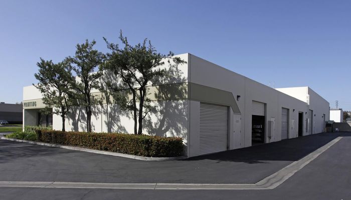Warehouse Space for Rent at 4001-4009 W Segerstrom Ave Santa Ana, CA 92704 - #8