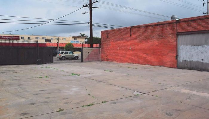 Warehouse Space for Rent at 12914 Prairie Ave Hawthorne, CA 90250 - #32
