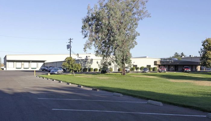 Warehouse Space for Rent at 303-305 S Soderquist Rd Turlock, CA 95380 - #1