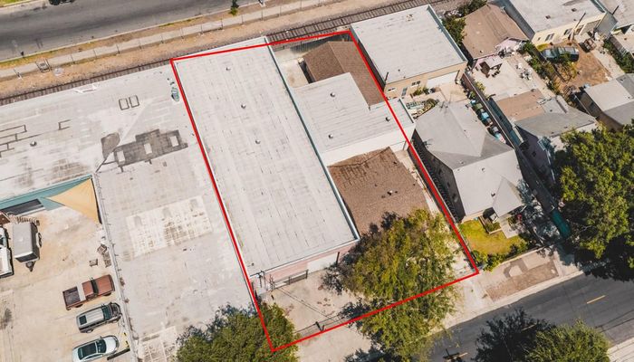 Warehouse Space for Rent at 2815-2819 Southwest Dr Los Angeles, CA 90043 - #19
