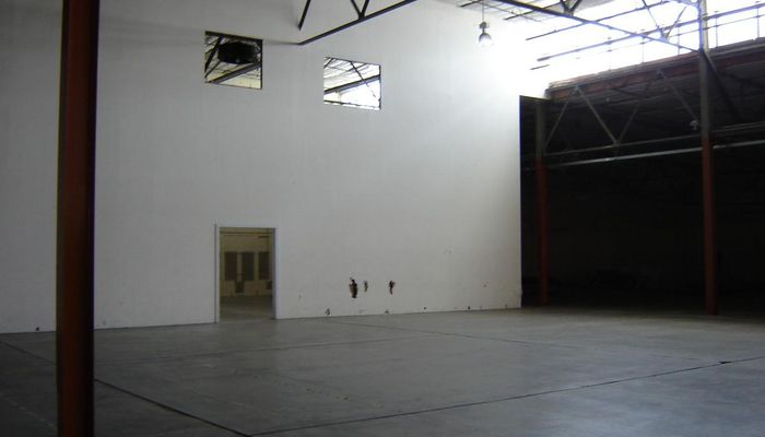 Warehouse Space for Rent at 8351 Luzon Ave Sacramento, CA 95828 - #4