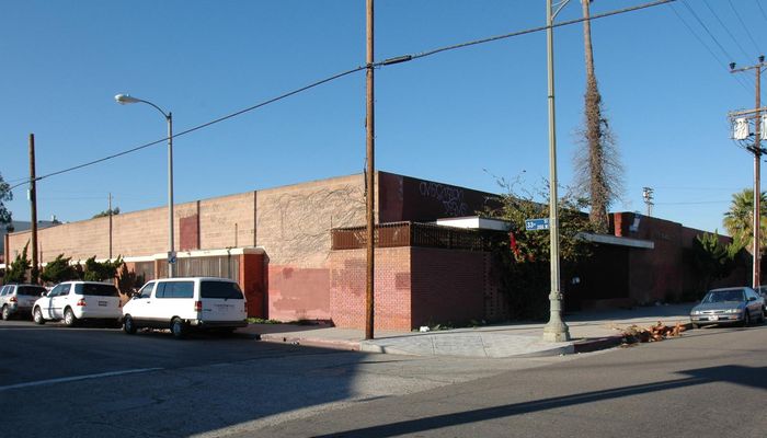 Warehouse Space for Rent at 3221 S Hill St Los Angeles, CA 90007 - #5