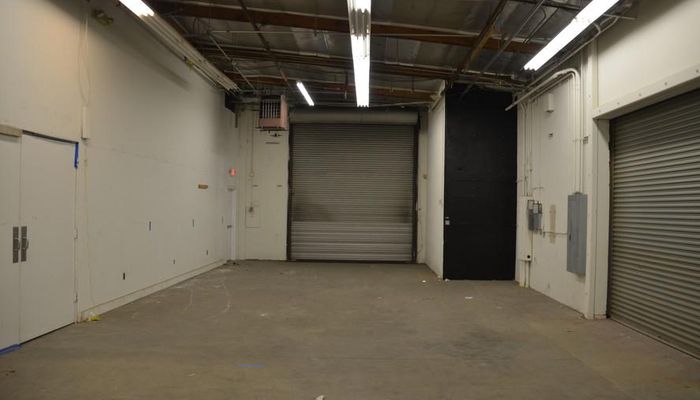 Warehouse Space for Rent at 900-902 Western Ave Glendale, CA 91201 - #4