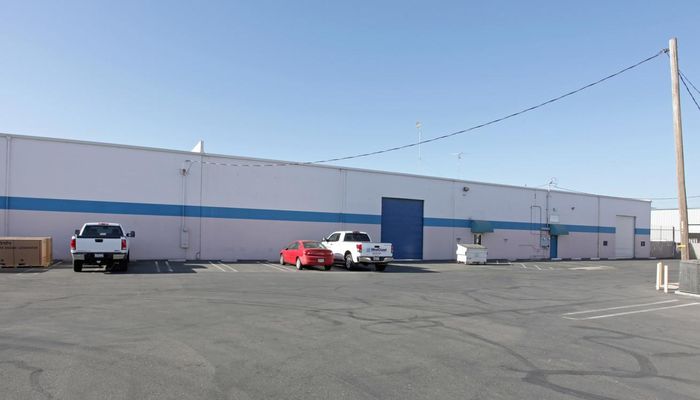 Warehouse Space for Rent at 1295 N Emerald Ave Modesto, CA 95351 - #4