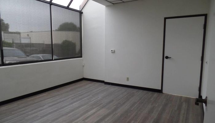 Warehouse Space for Rent at 1536 Eastman Ave Ventura, CA 93003 - #8