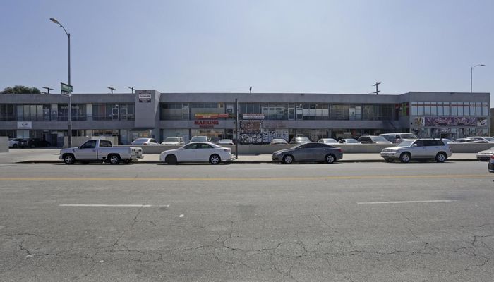 Warehouse Space for Rent at 1740 S Los Angeles St Los Angeles, CA 90015 - #19