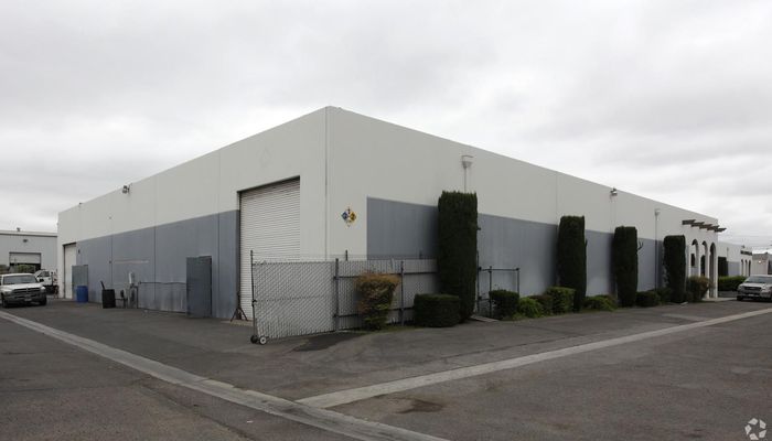 Warehouse Space for Rent at 1270 N Blue Gum St Anaheim, CA 92806 - #2