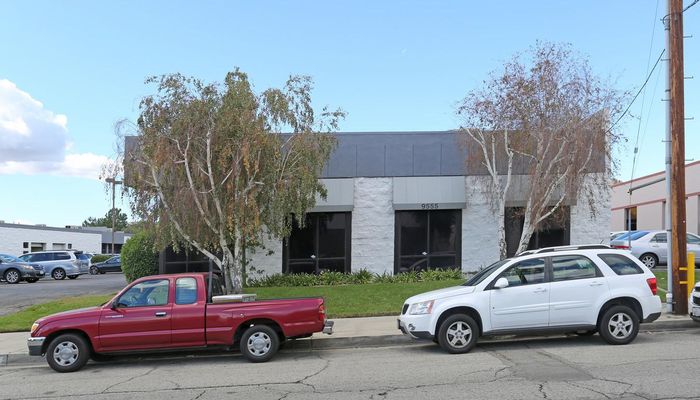 Warehouse Space for Rent at 9555 Owensmouth Ave Chatsworth, CA 91311 - #5
