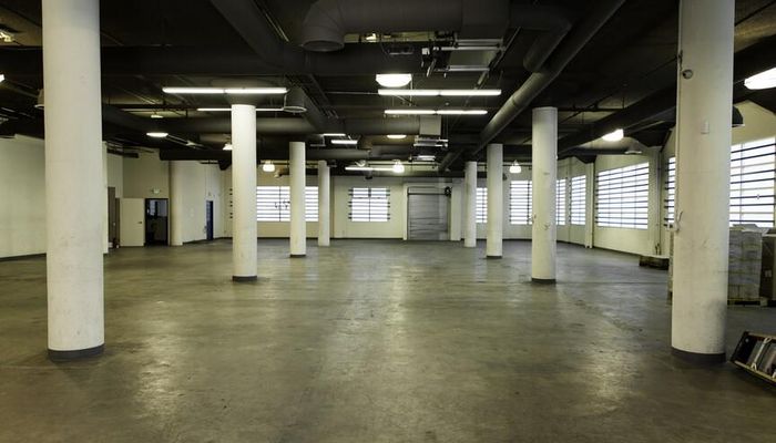 Warehouse Space for Rent at 2700 S Grand Ave Los Angeles, CA 90007 - #8