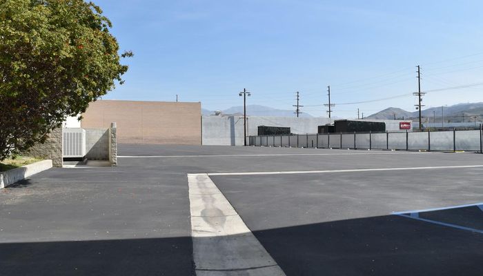Warehouse Space for Rent at 8950-8952 Glenoaks Blvd Sun Valley, CA 91352 - #13