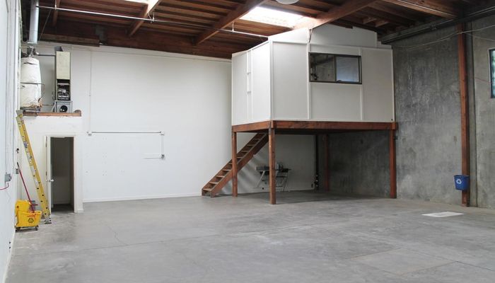 Warehouse Space for Rent at 1197-1199 Thomas Ave San Francisco, CA 94124 - #7