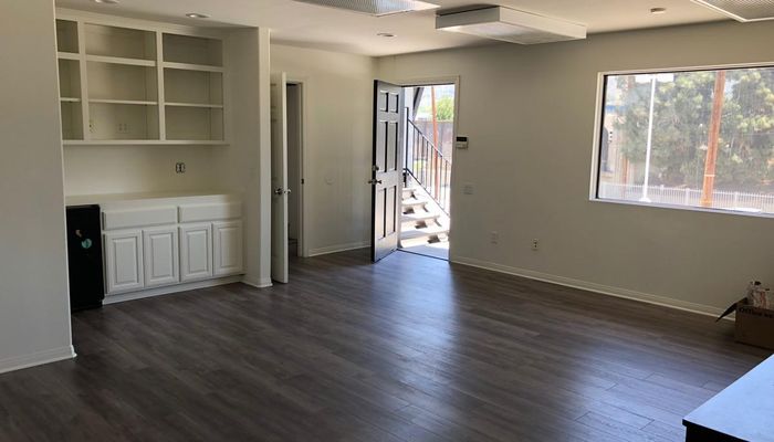 Warehouse Space for Rent at 1061 N Victory Pl Burbank, CA 91502 - #4