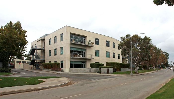 Office Space for Rent at 2900 W Olympic Blvd Santa Monica, CA 90404 - #1