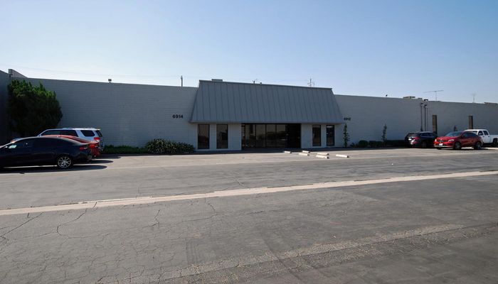 Warehouse Space for Rent at 6908-6922 Tujunga Ave North Hollywood, CA 91605 - #1