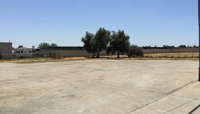 Warehouse Space for Rent at 749 N Plano St Porterville, CA 93257 - #6