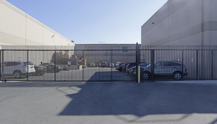 Warehouse Space for Rent at 5716-5722 W Jefferson Blvd Los Angeles, CA 90016 - #2