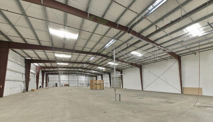 Warehouse Space for Rent at 4734 E Jensen Ave Fresno, CA 93725 - #1