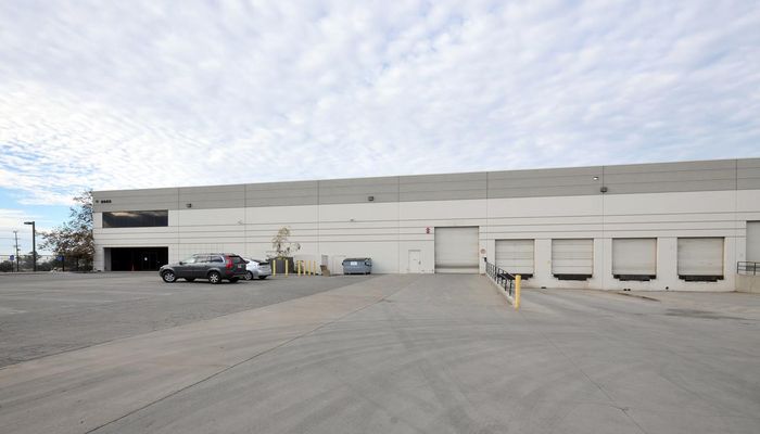 Warehouse Space for Rent at 8963-8969 Bradley Ave Sun Valley, CA 91352 - #4