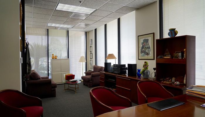 Office Space for Rent at 8840 Wilshire Blvd Beverly Hills, CA 90211 - #4