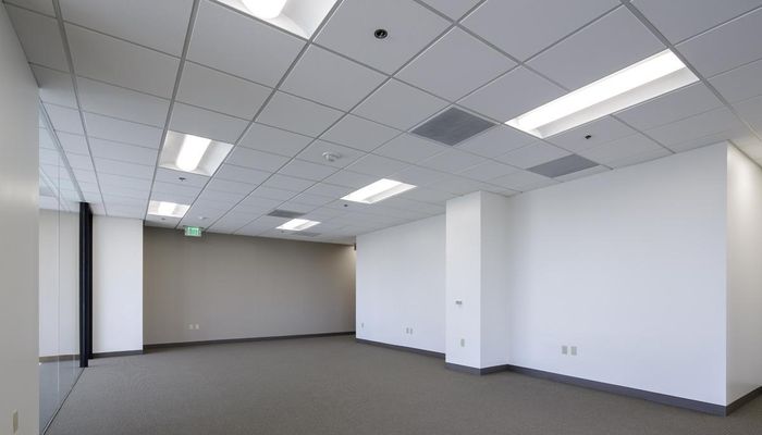 Office Space for Rent at 12100 Wilshire Blvd. Los Angeles, CA 90025 - #10