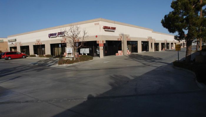 Warehouse Space for Rent at 1051 W Columbia Way Lancaster, CA 93534 - #17