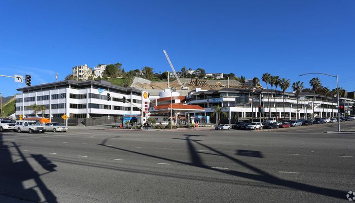 Office Space for Rent at 17373-17383 W Sunset Blvd Pacific Palisades, CA 90272 - #7
