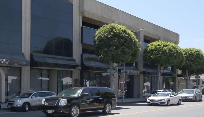 Office Space for Rent at 200-250 N Robertson Blvd Beverly Hills, CA 90211 - #6