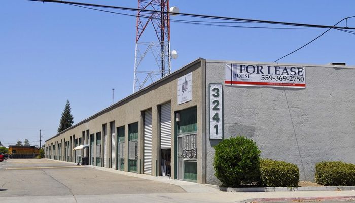 Warehouse Space for Rent at 3241 N Marks Ave Fresno, CA 93722 - #1