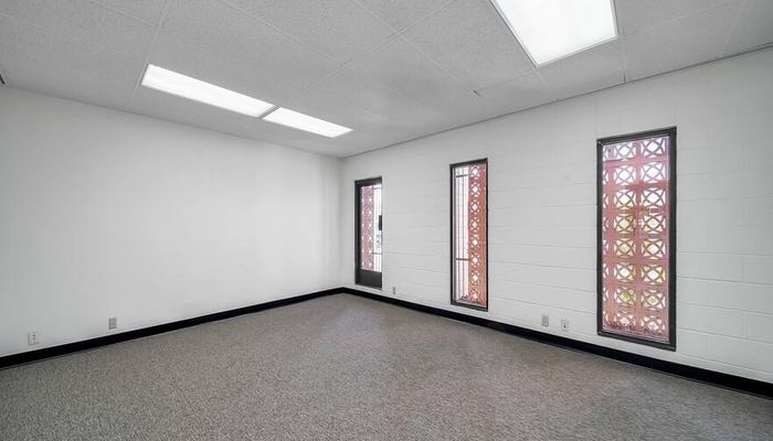 Warehouse Space for Rent at 14208 Towne Ave Los Angeles, CA 90061 - #41