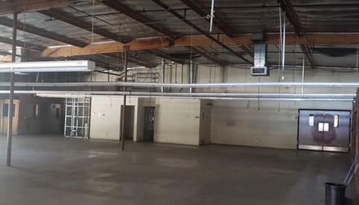 Warehouse Space for Rent at 5661 Sepulveda Blvd Van Nuys, CA 91411 - #4